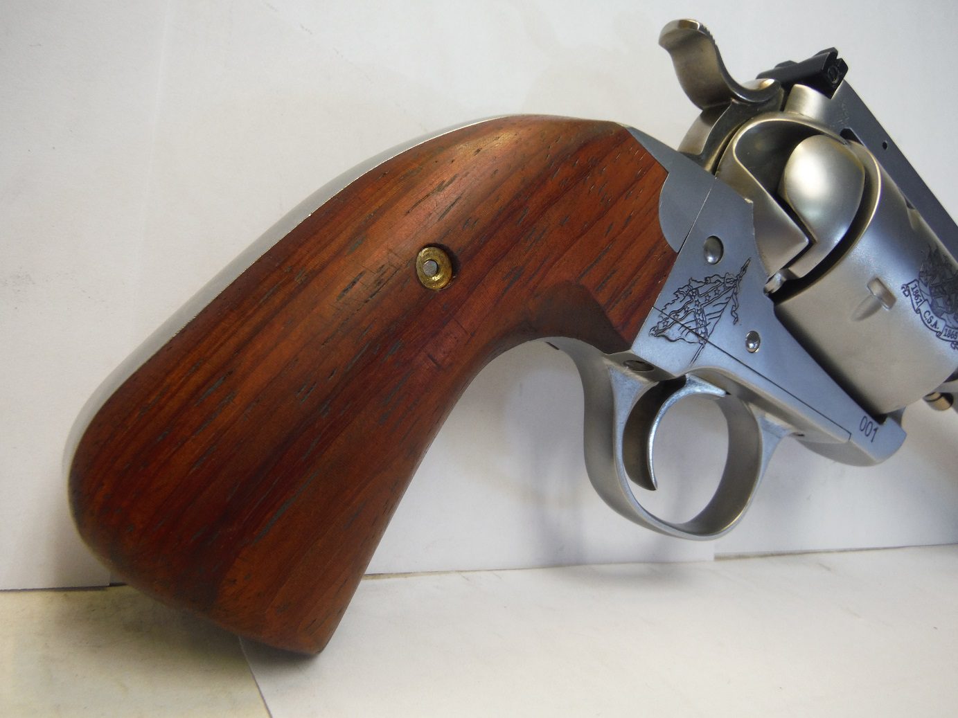 A close up of the top of a gun